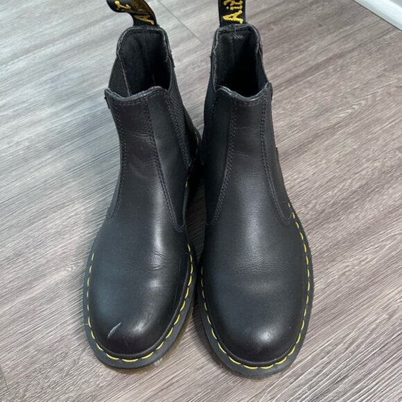 2976 Dr. Marten's Women's Smooth Leather Chelsea Boots size 8 - Picture 6 of 7